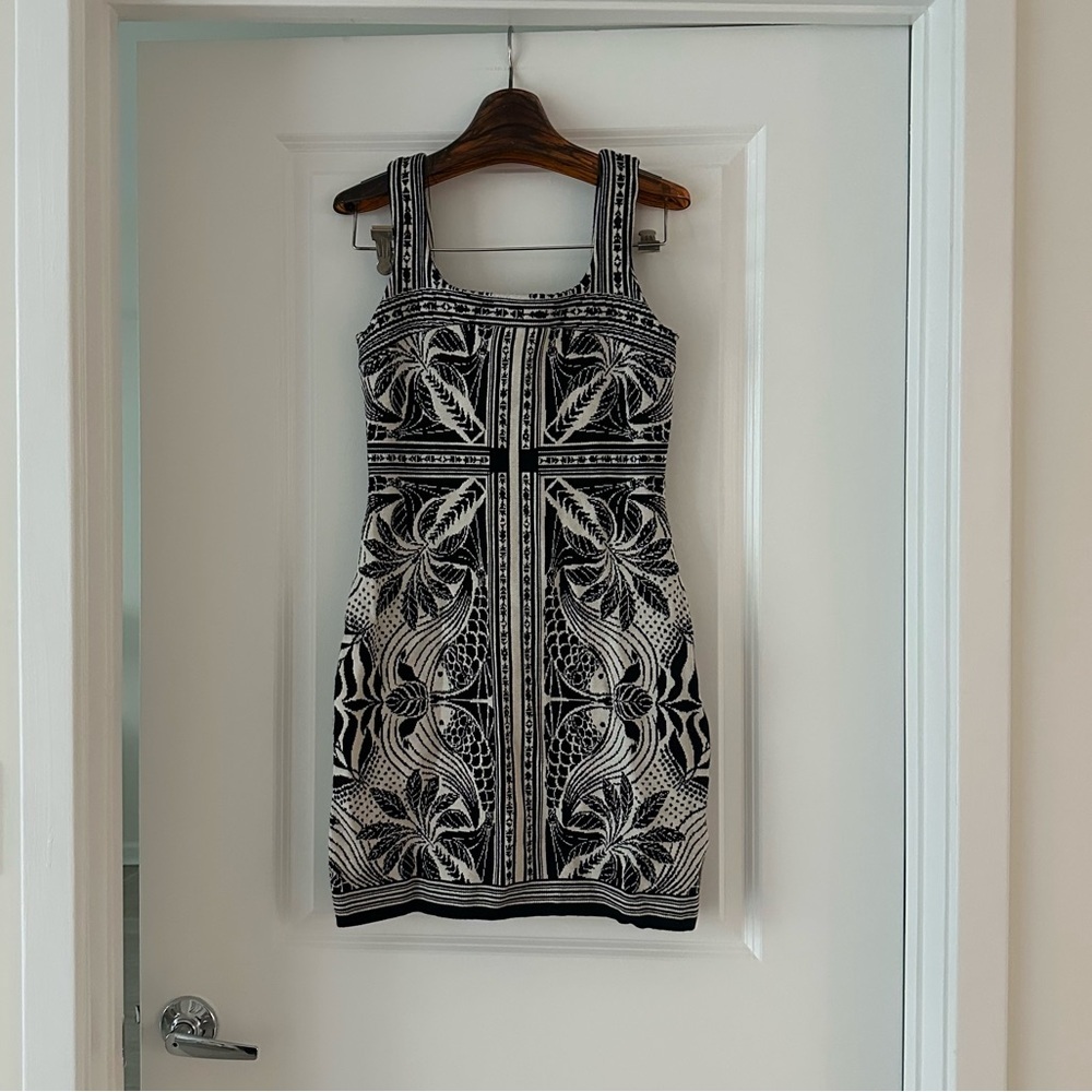 Farm Rio Off-White Scarf Knit Mini Dress - Picture 4 of 7